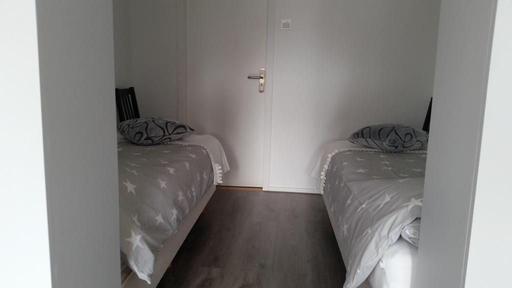 Homestay Bij Aelita Ден-Бург Экстерьер фото